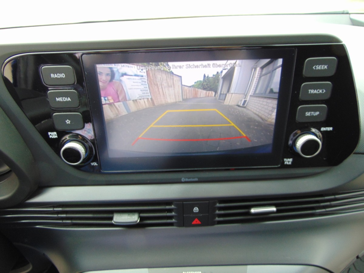 Hyundai Bayon 1.2 Select 2WD Sitzhzg. - R.Kam - PDC - Te.mat - Kl.au