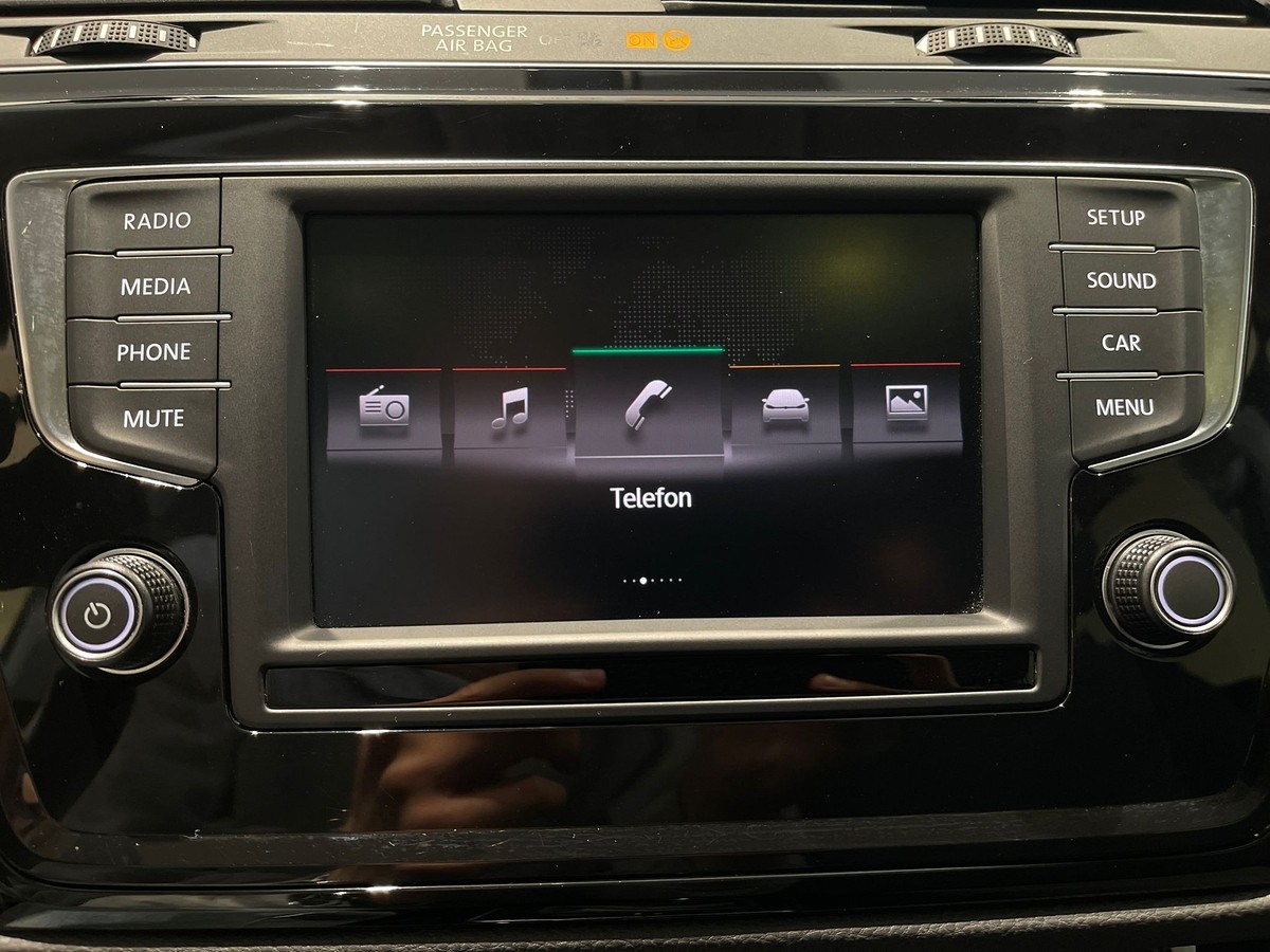 Volkswagen Touran 1.4TSI PANO LED 3-Z-Klima