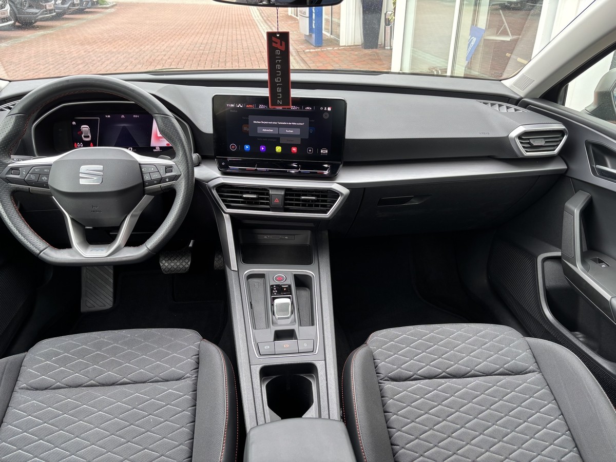 Seat Leon Sportstourer FR, Navi,LED, DAB,Tempo