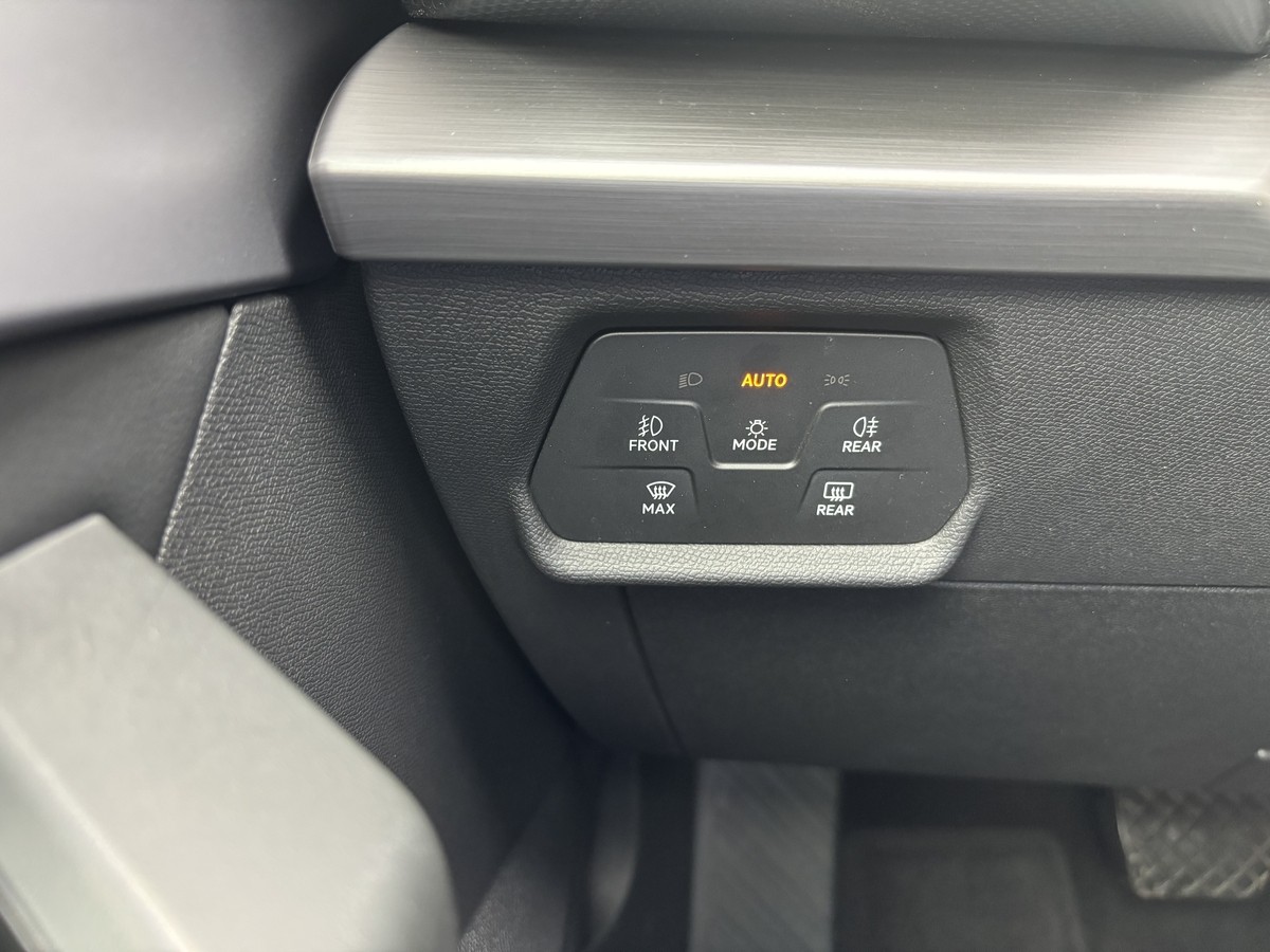 Seat Leon Sportstourer FR, Navi,LED, DAB,Tempo