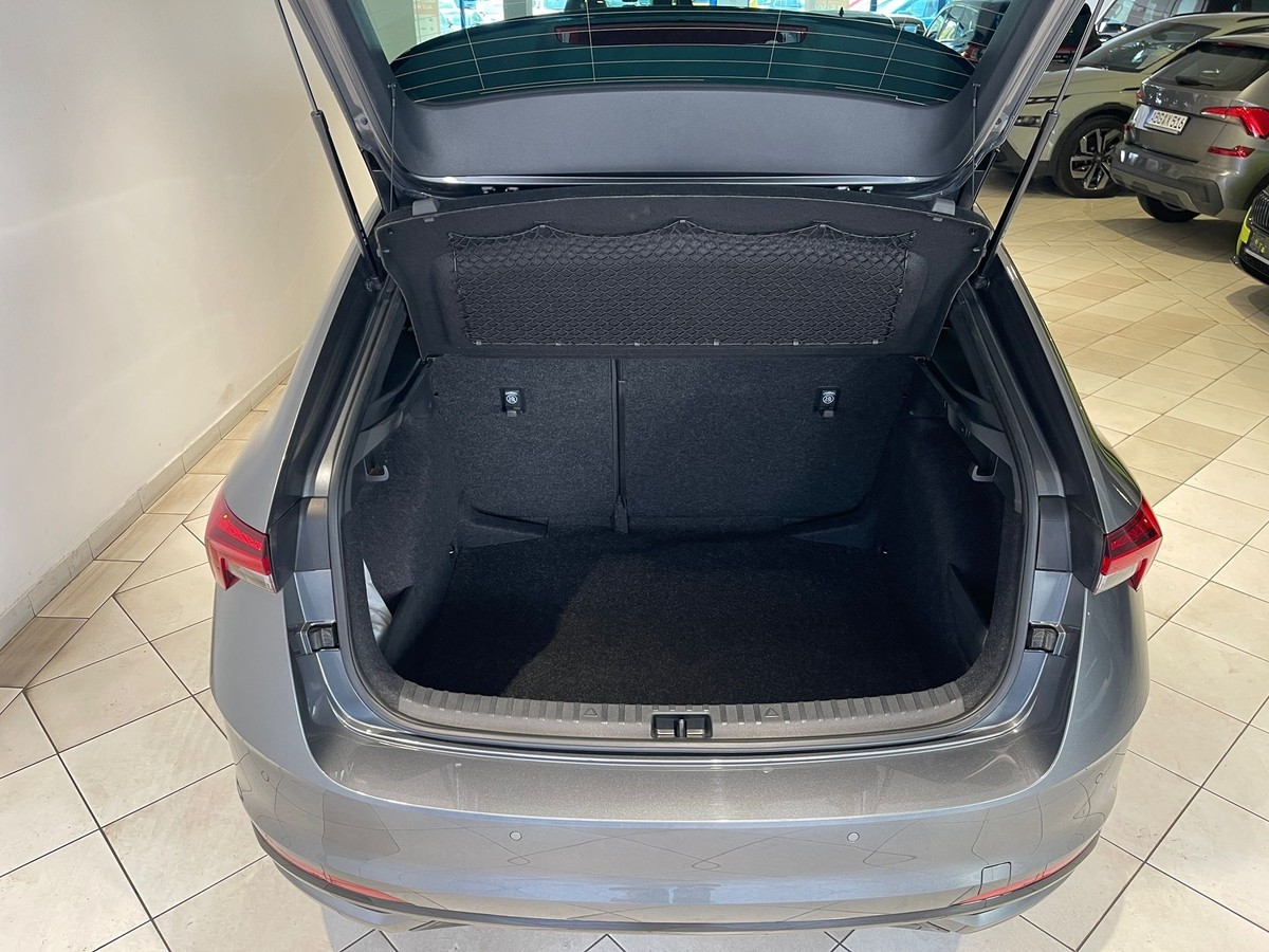 Skoda Scala Monte Carlo 1.0TSI DSG PANO Matrix 5J Garantie