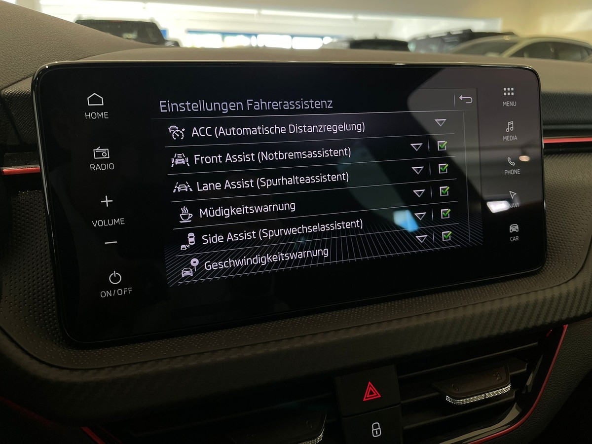 Skoda Scala Monte Carlo 1.0TSI DSG PANO Matrix