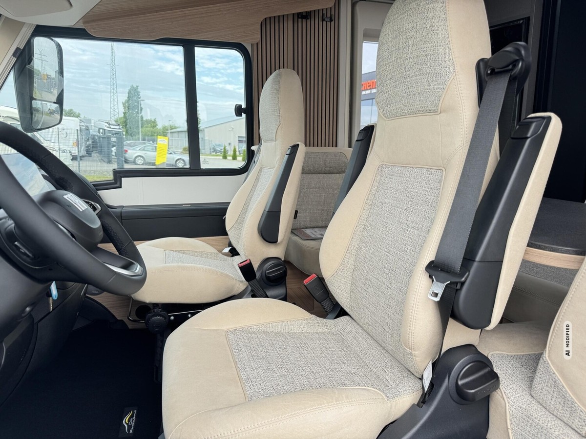 Malibu I 450 MJ26+Lithium+Markise+TV+Truma6E
