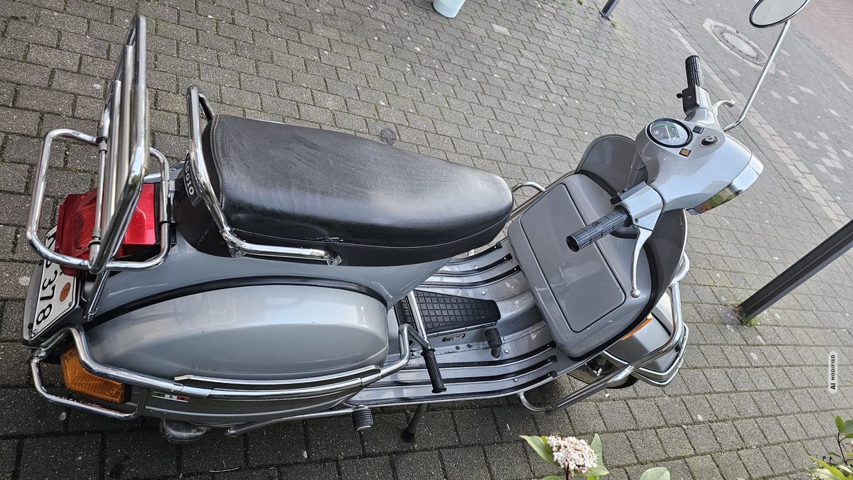 Vespa P 80 X original Lack 