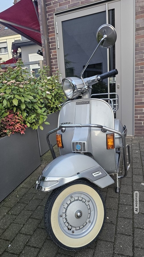 Vespa P 80 X original Lack 