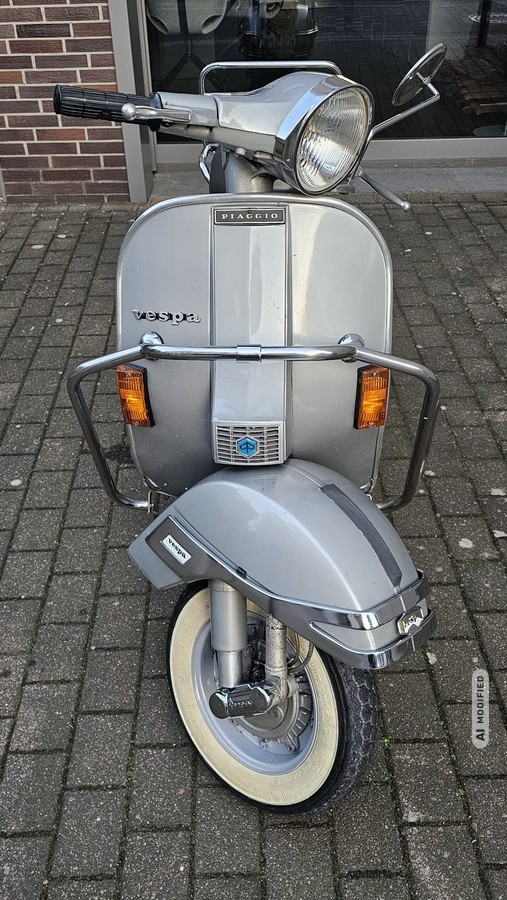 Vespa P 80 X original Lack 