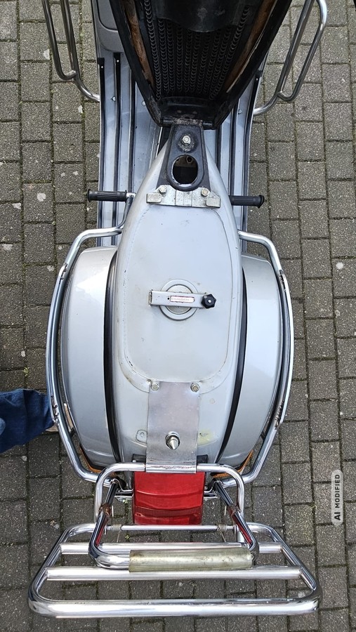 Vespa P 80 X original Lack 