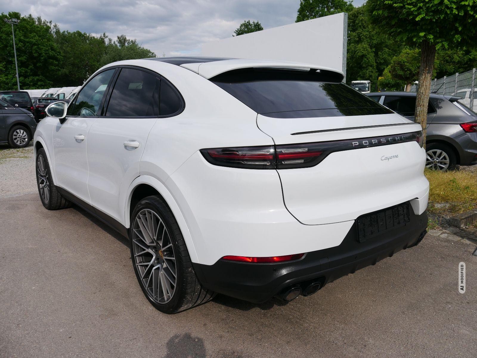 Porsche Cayenne Coupé *LED*SZH*KAMERA*AHK*DAB*NAVI*PANO*HEAD-UP*22 ZOLL*