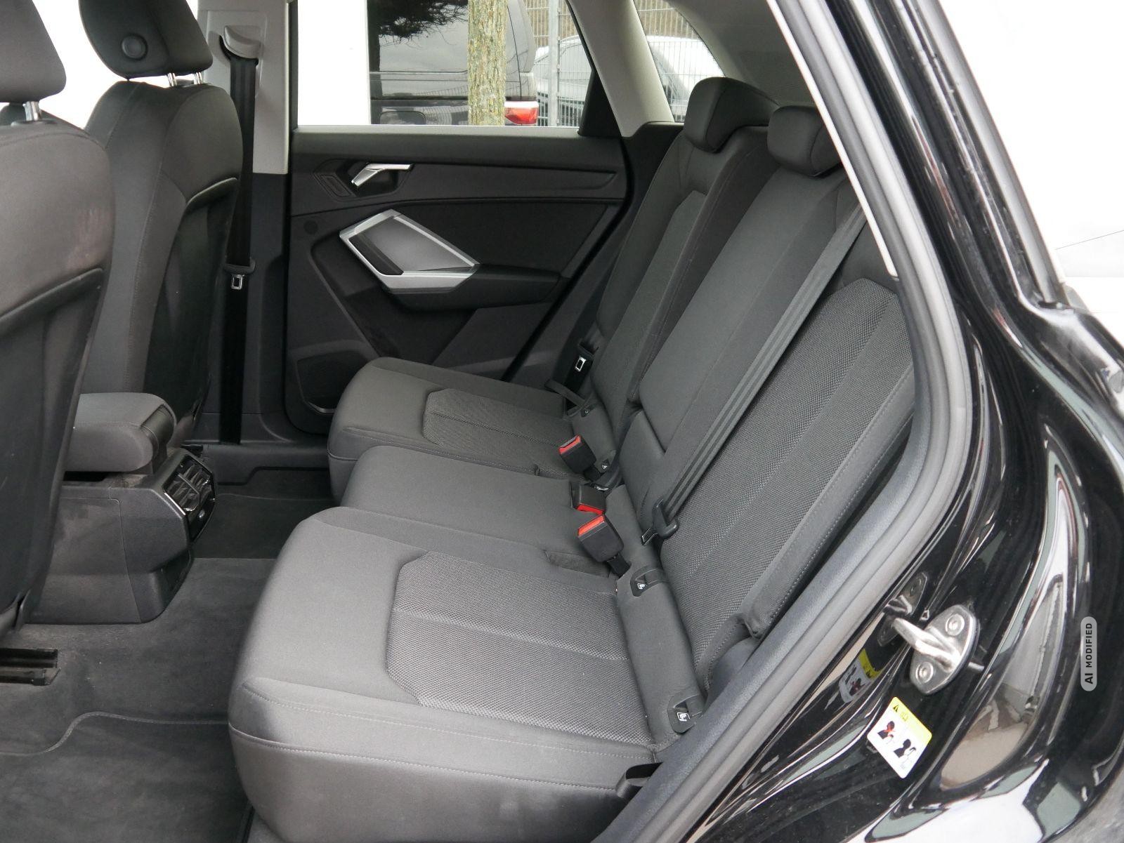Audi Q3 Q3 Advanced 40 TDI quattro s-t*NAVI*SHZ*PDC*TEMPOMAT*LED*RFK*