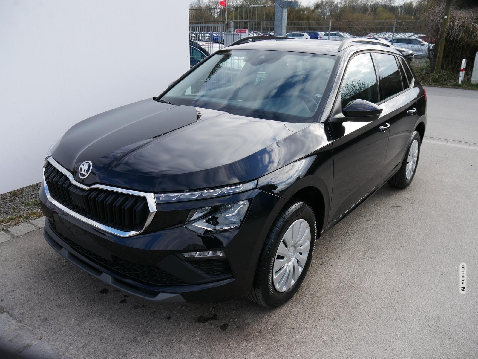 Skoda Kamiq Selection 1.5 TSI DSG*SMARTLINK*LED*PDC-HI*TEMPOMAT*SHZ*KLIMA