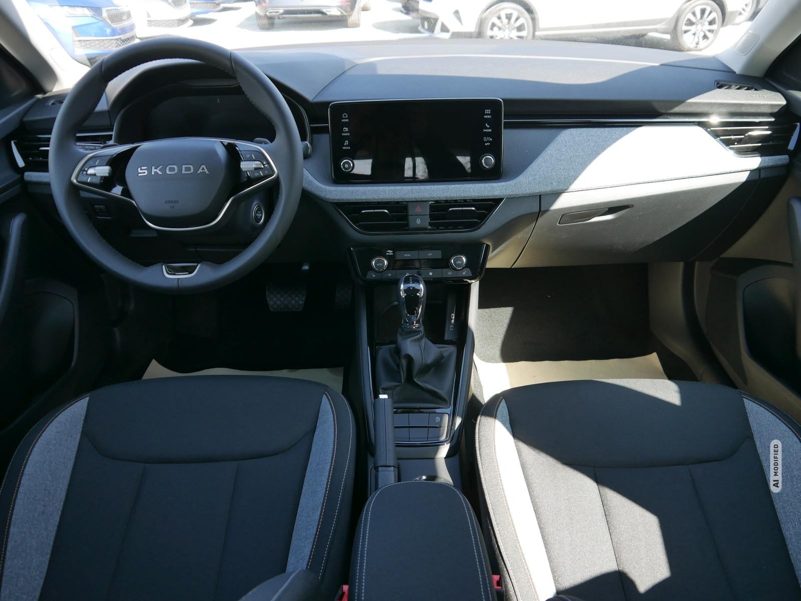 Skoda Scala Selection 1.5 TSI DSG*LED*PDC-HI*TEMPOMAT*SMARTLINK*SHZ*KLIMA*RADIO