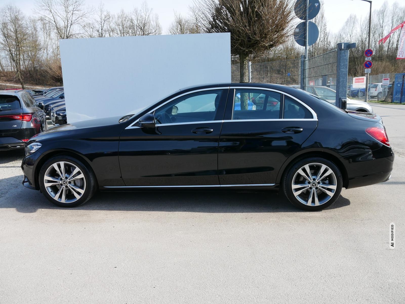 Mercedes-Benz C 300 de 9G-TRONIC Avantgarde*NAVI*PDC*LED*SHZ*TEMPOMAT*KLIMAAUTOMATIK*18-ALU