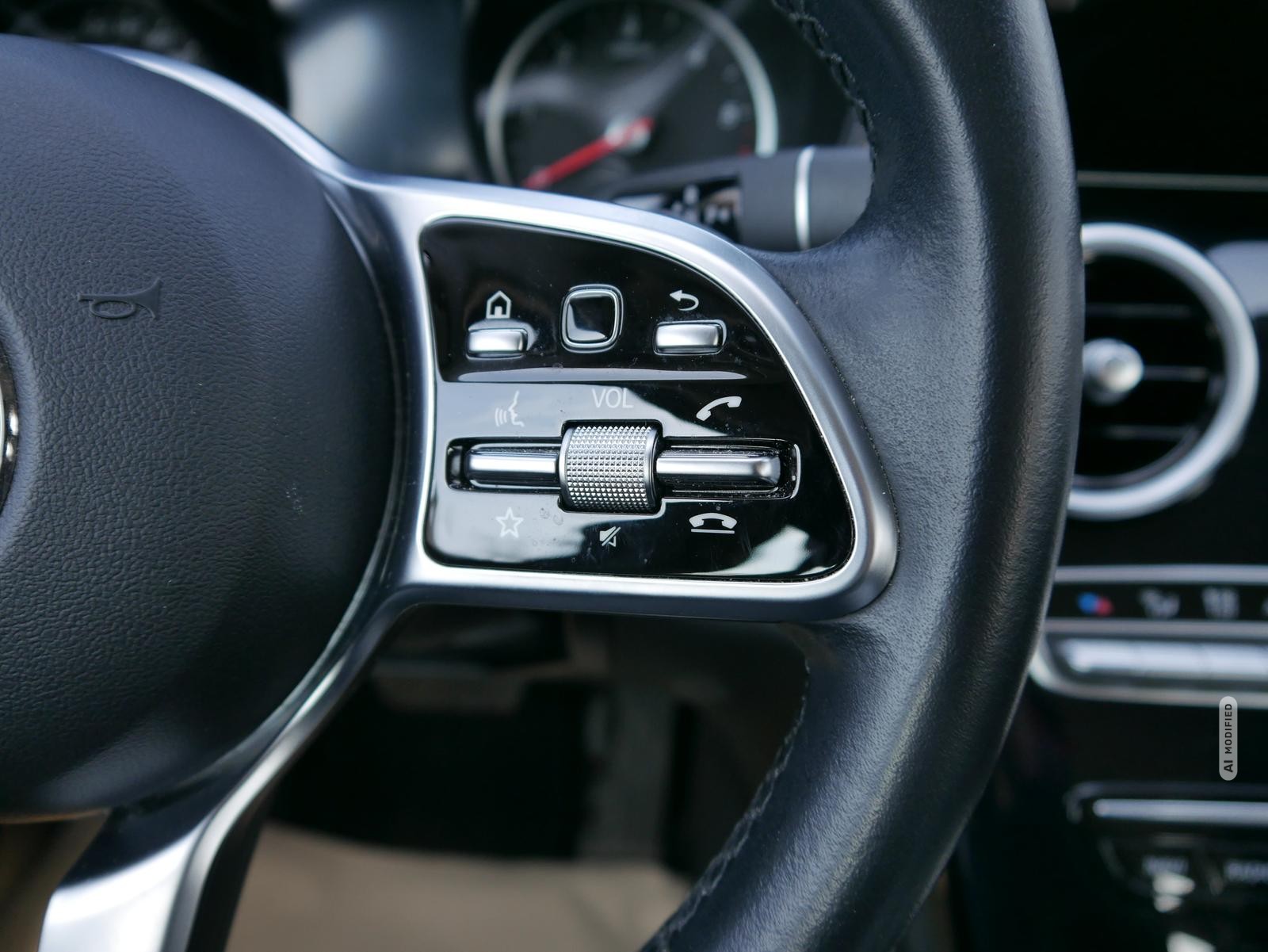 Mercedes-Benz C 300 de 9G-TRONIC Avantgarde*NAVI*PDC*LED*SHZ*TEMPOMAT*KLIMAAUTOMATIK*18-ALU