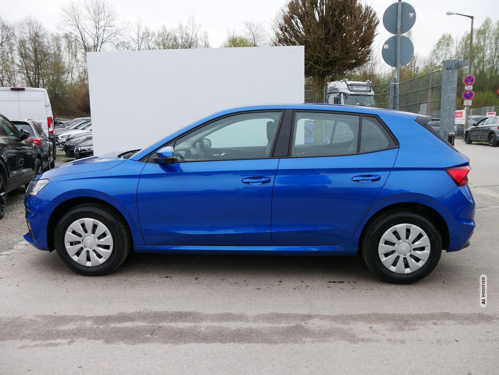 Skoda Fabia Selection 1.0 TSI *LED*PDC-HI*SMARTLINK*SHZ*BLUETOOTH*FRONT-ASSIST