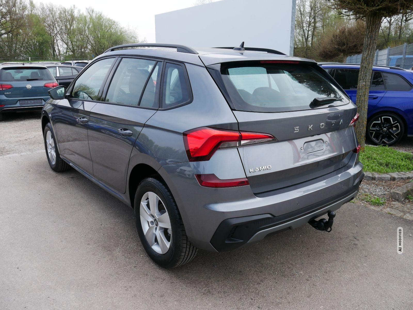 Skoda Kamiq 130 Jahre Edition 1,0 TSI DSG*AHK-SCHWENKBAR*PDC-HI*KAMERA*LED*SHZ*TEMPOMA