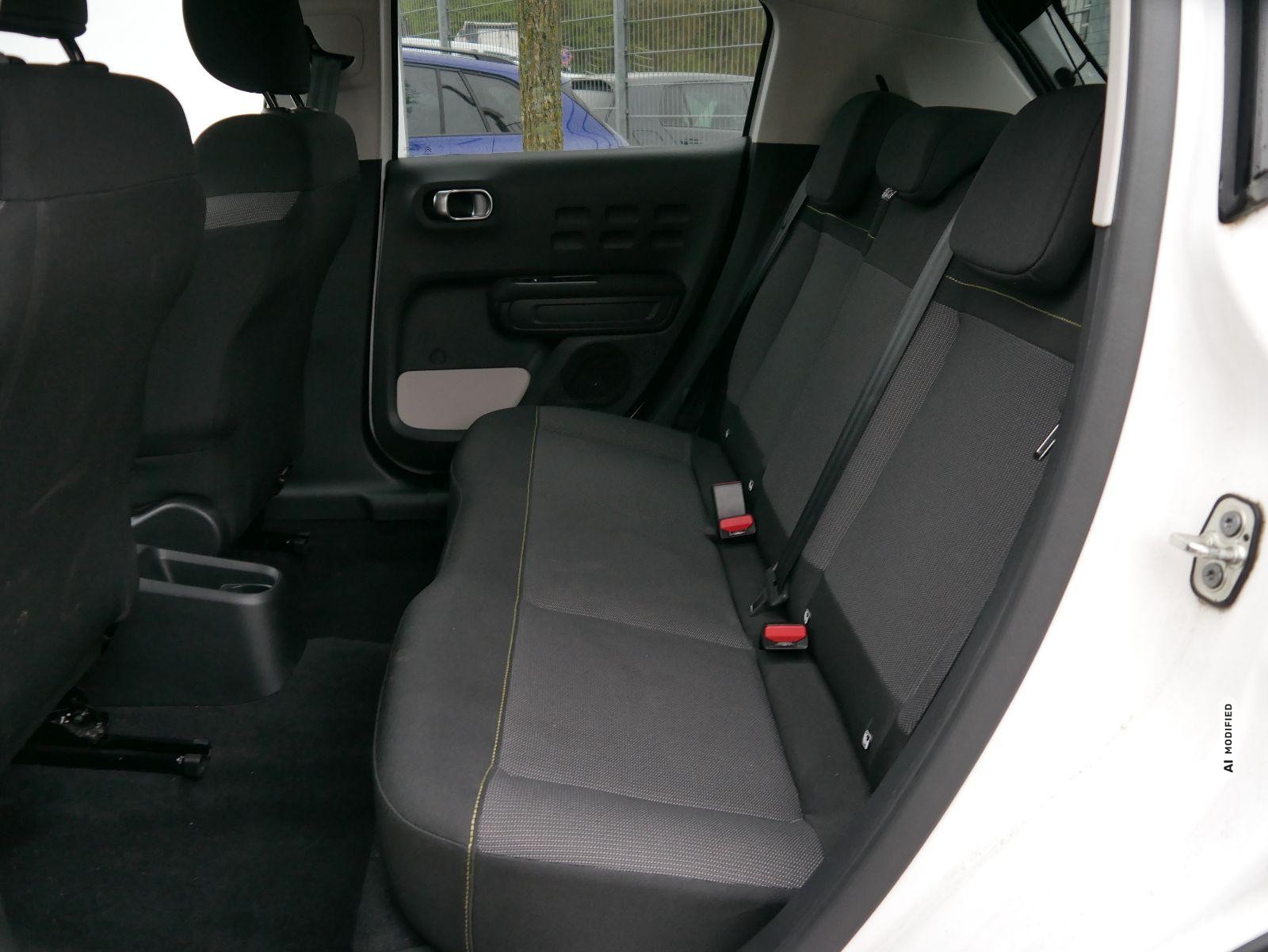 Citroën C3 PureTech Shine*KEYLESS-GO*PDC-HINTEN*TEMPOMAT*SMARTLINK*LED*KLIMA