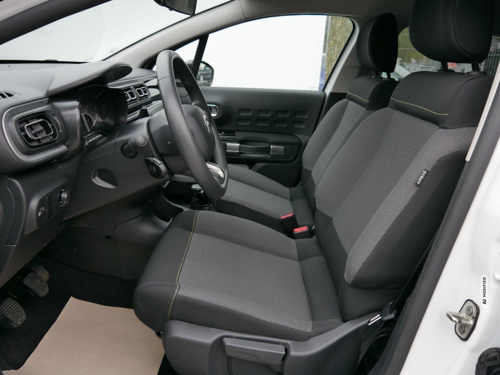 Citroën C3 PureTech Shine*KEYLESS-GO*PDC-HINTEN*TEMPOMAT*SMARTLINK*LED*KLIMA