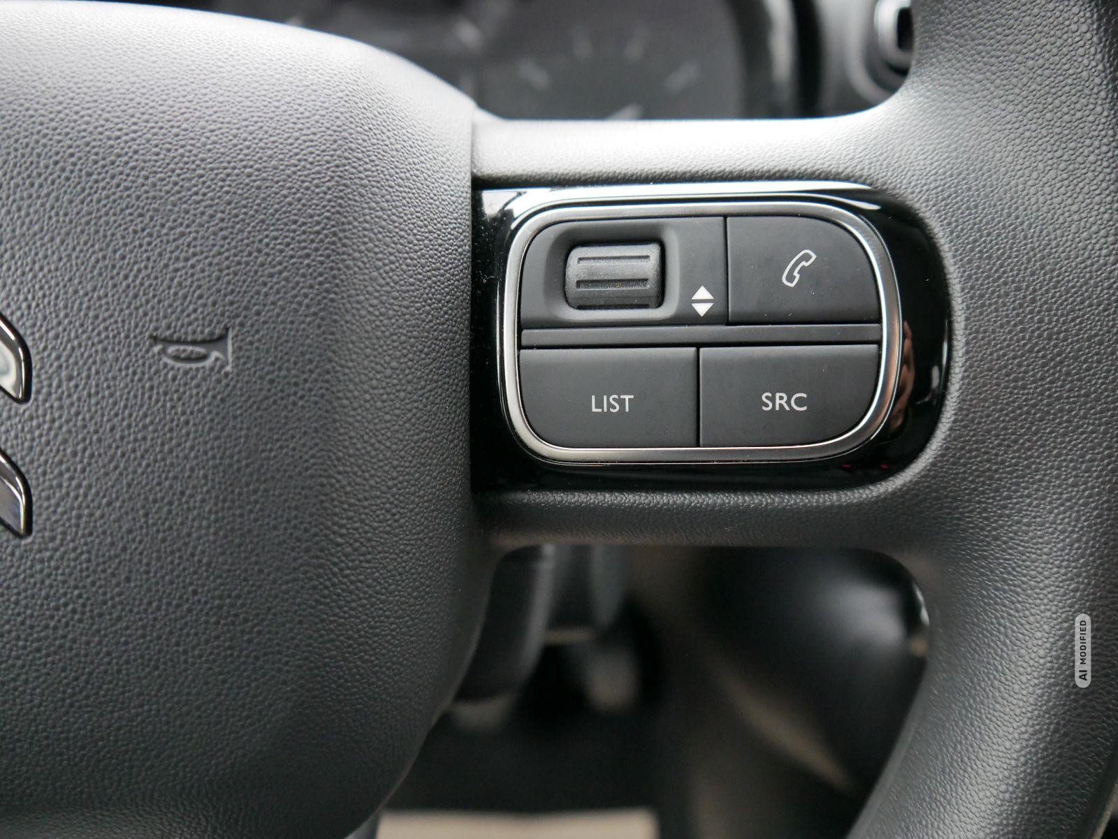 Citroën C3 PureTech Shine*KEYLESS-GO*PDC-HINTEN*TEMPOMAT*SMARTLINK*LED*KLIMA