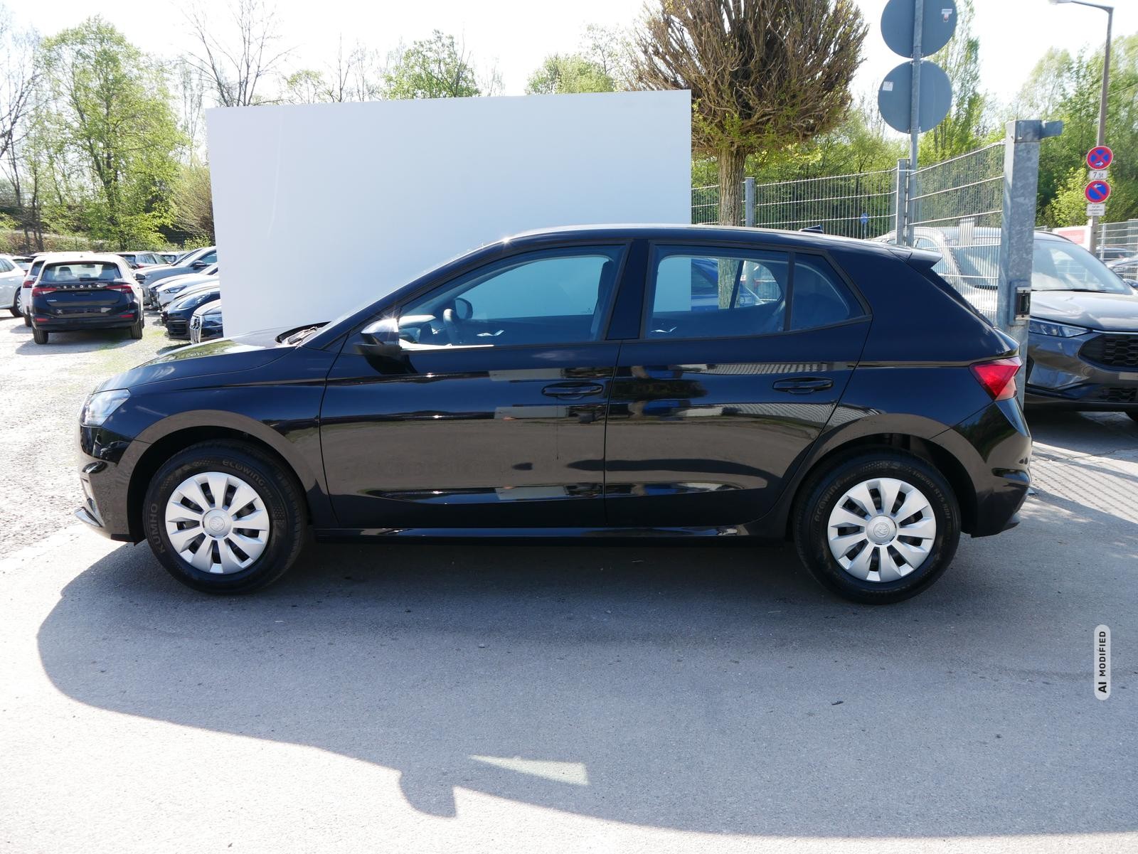 Skoda Fabia Selection 1.0 TSI  *LED*PDC-HI*SMARTLINK*SHZ*BLUETOOTH*FRONT-ASSIST