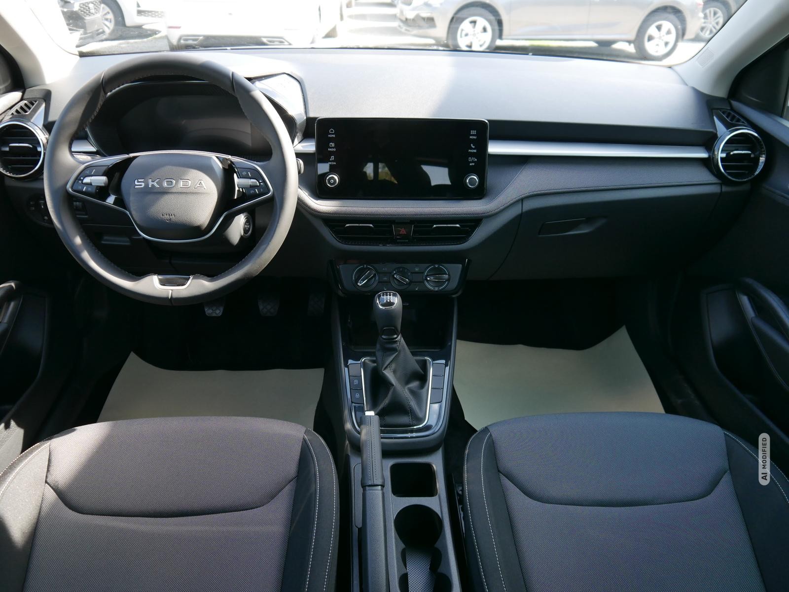 Skoda Fabia Selection 1.0 TSI  *LED*PDC-HI*SMARTLINK*SHZ*BLUETOOTH*FRONT-ASSIST