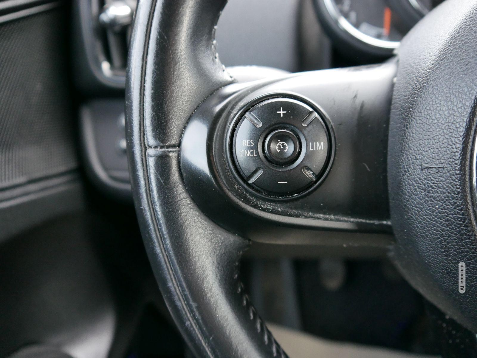 MINI Cooper Countryman All4*AHK-ABNEHMBAR*NAVI*PDC*LED*TEMPOMAT*SHZ*KLIMA*