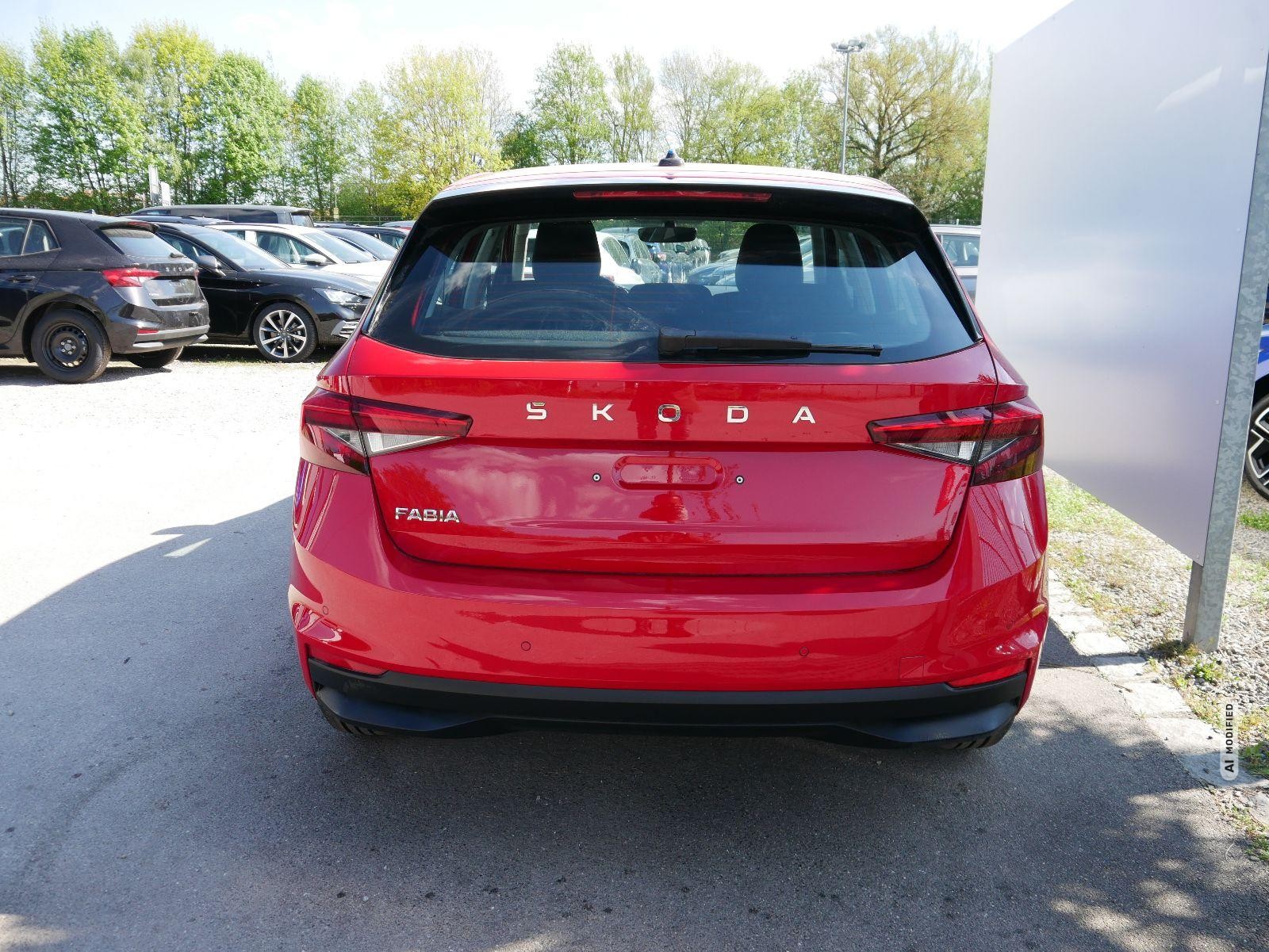 Skoda Fabia Selection 1.0 TSI   *LED*PDC-HI*SMARTLINK*SHZ*BLUETOOTH*FRONT-ASSIST