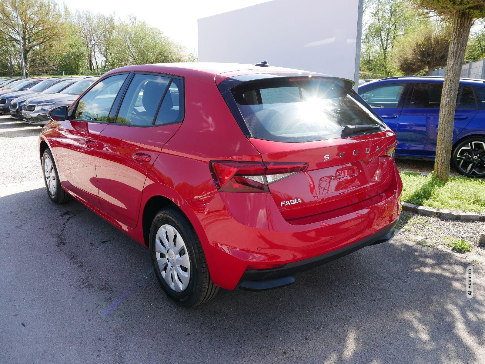 Skoda Fabia Selection 1.0 TSI   *LED*PDC-HI*SMARTLINK*SHZ*BLUETOOTH*FRONT-ASSIST