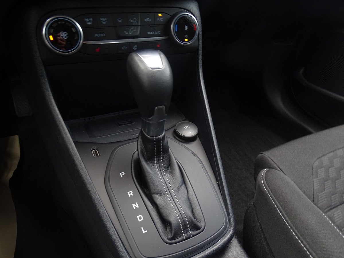 Ford Fiesta 1.0 EcoBoost Hybrid Titanium Automatik