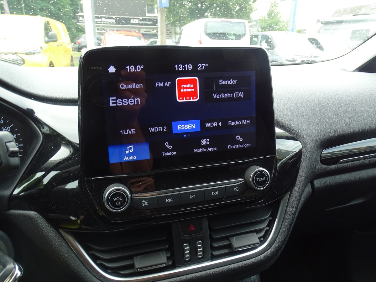 Ford Fiesta 1.0 EcoBoost Hybrid Titanium Automatik