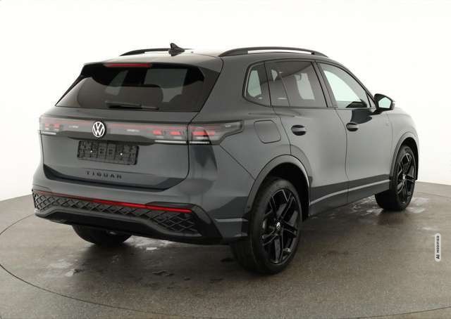 Volkswagen Tiguan TSI DSG 4M R-Line Black, AHK, IQ.Light, 20-Zoll, N