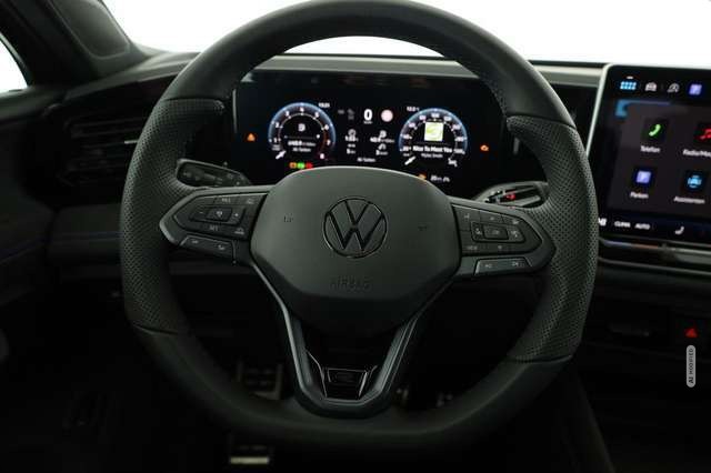 Volkswagen Tiguan TSI DSG 4M R-Line Black, AHK, IQ.Light, 20-Zoll, N