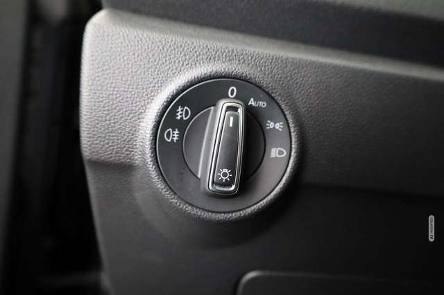 Volkswagen T-Roc 1.5 TSI Style, AHK, Navi, Sitzheizung, App-Connect