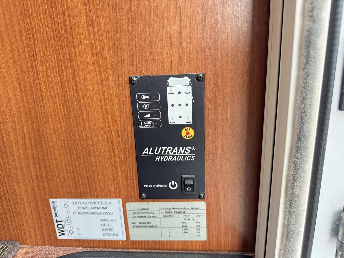 Carthago Andere Hubstützen+Autark+Alde+Sat TV+Backofen
