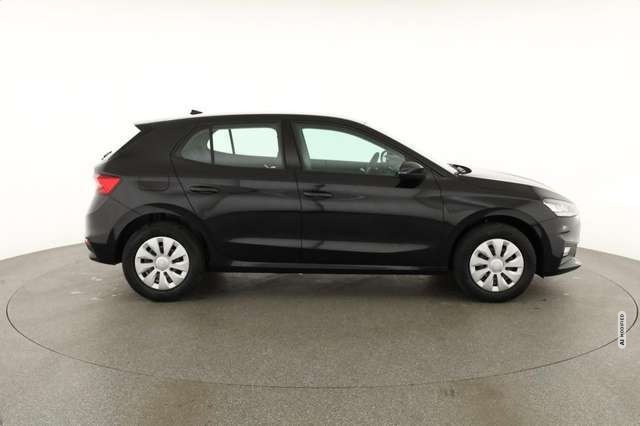 Skoda Fabia 1.0 TSI Selection, AHK, Tempomat, Ladeboden, Park,