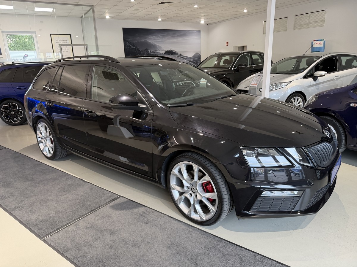 Skoda Octavia 2.0 TDI DPF RS Top gepflegt Reduziert !