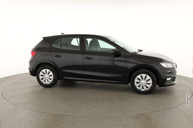 Skoda Fabia 1.0 TSI Selection, AHK, Tempomat, Ladeboden, Park,