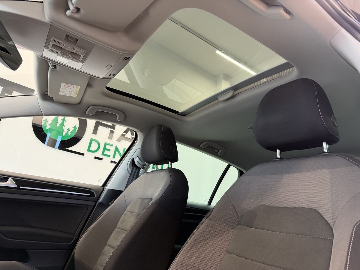 Volkswagen Golf VII 1.4 TSI*Allwetter*Scheckheft*