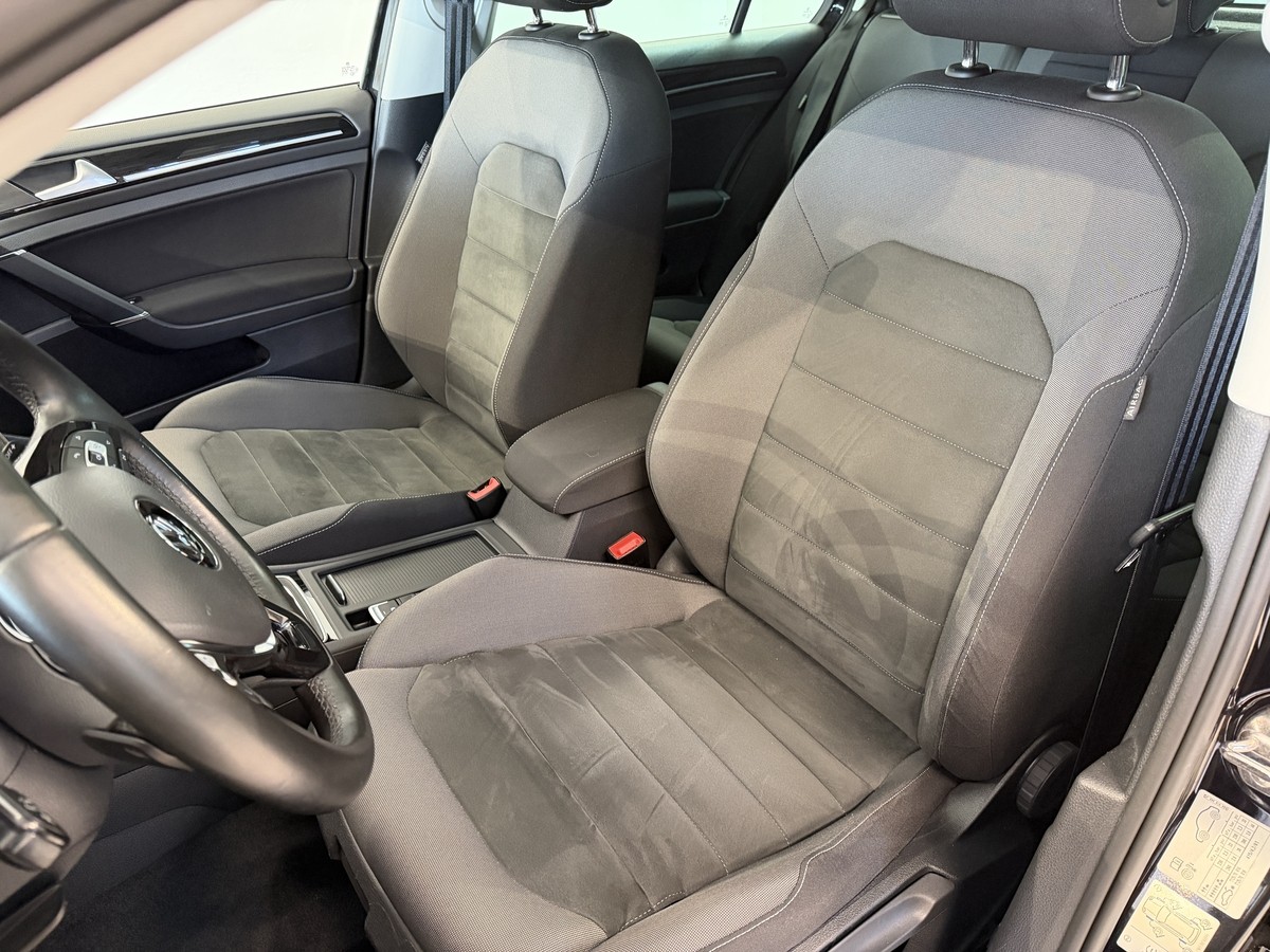 Volkswagen Golf VII 1.4 TSI*Allwetter*Scheckheft*