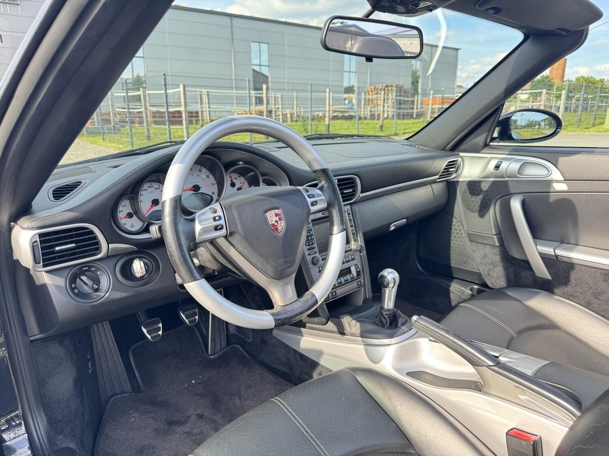 Porsche 997 Carrera S Cabrio+PDC+Leder+Xenon