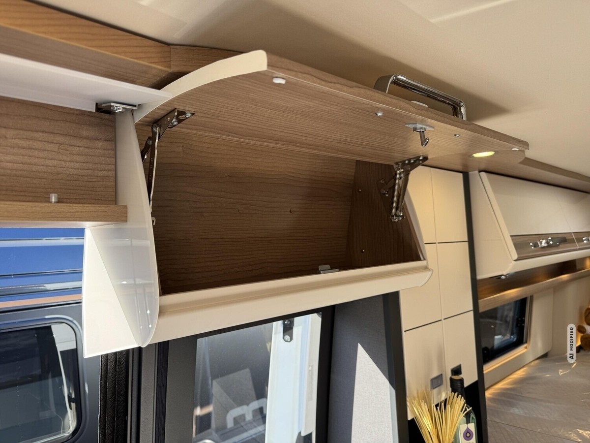 Malibu Genius 641 LE Dieselh+Markise+LED+ACC