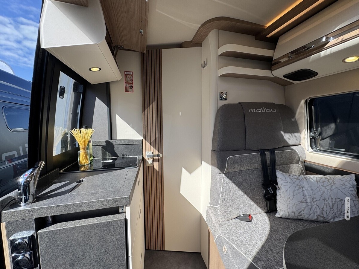 Malibu Genius 641 LE Dieselh+Markise+LED+ACC