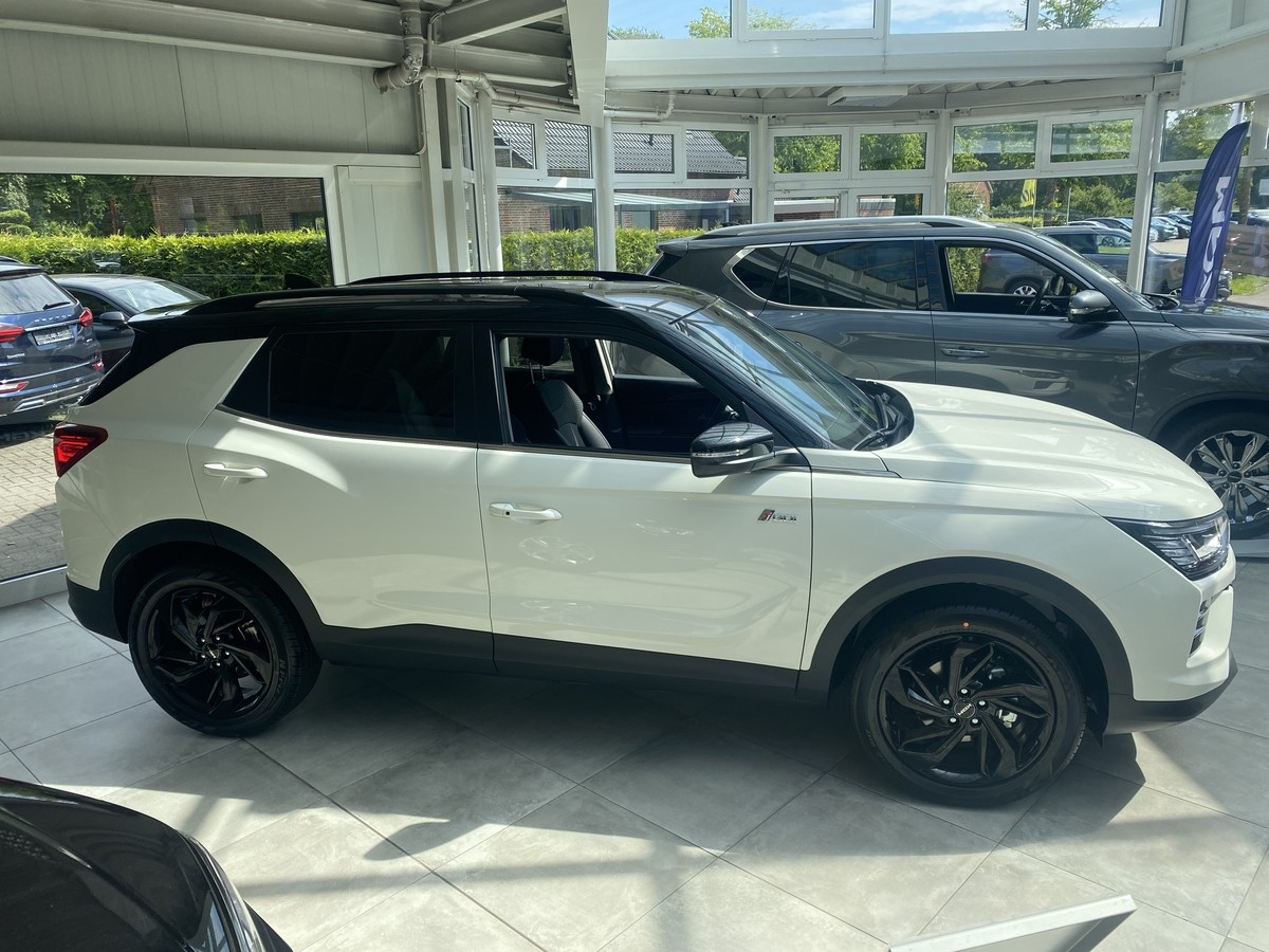 KGM Korando Nomad Plus 1.5 T-GDi A/T