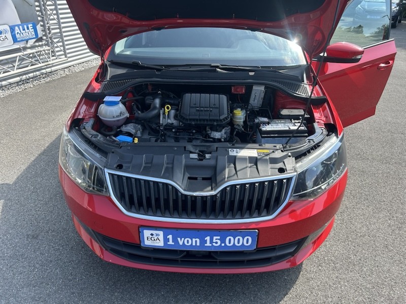 Skoda Fabia 1.0 MPI EDITION KLIMA*SHZG*NAVI*ALU*PDC* 1 HAND