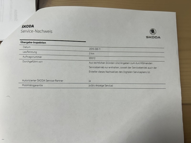 Skoda Fabia 1.0 MPI EDITION KLIMA*SHZG*NAVI*ALU*PDC* 1 HAND