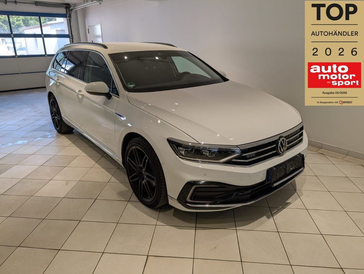 Volkswagen Passat Variant 1.4 TSI DSG GTE Matrix IQ Light AHK Travel