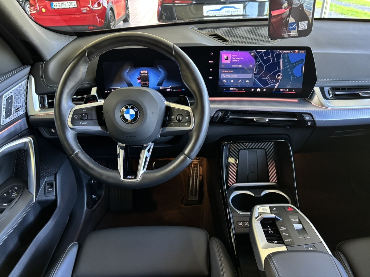 BMW X1sDrive 20i M Sport Allwetter el Sitze AHK H/K