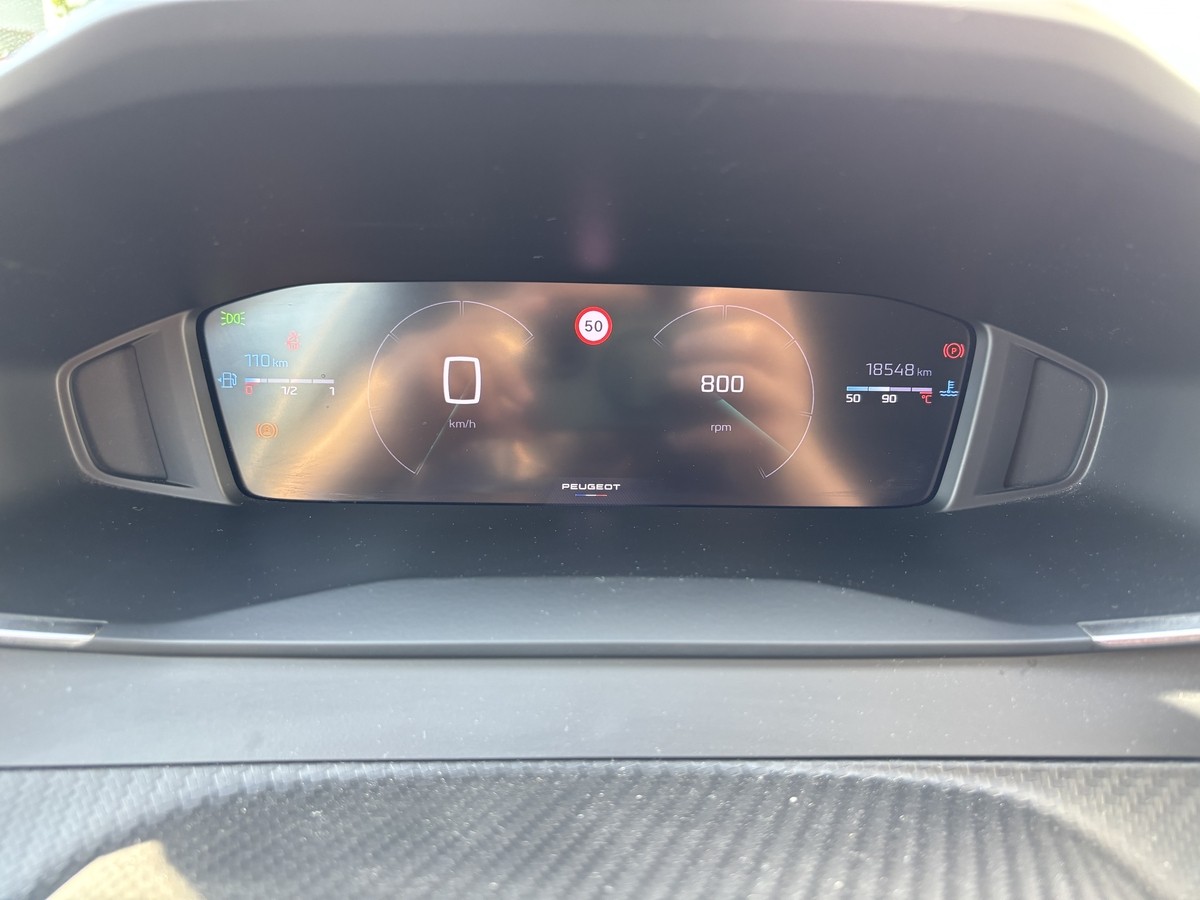 Peugeot 208 Klimaautomatik*CarPlay*Einparkhilfe 