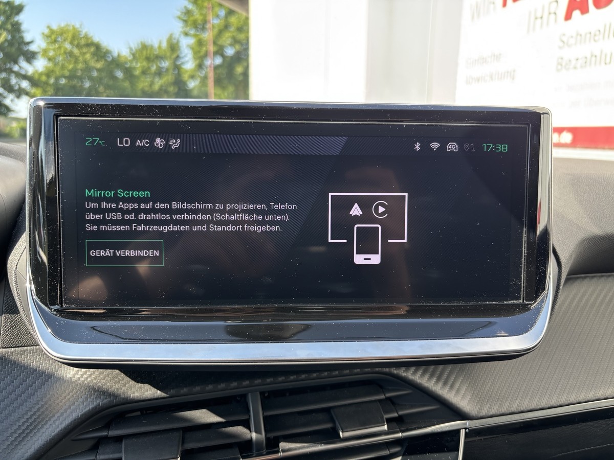 Peugeot 208 Klimaautomatik*CarPlay*Einparkhilfe 