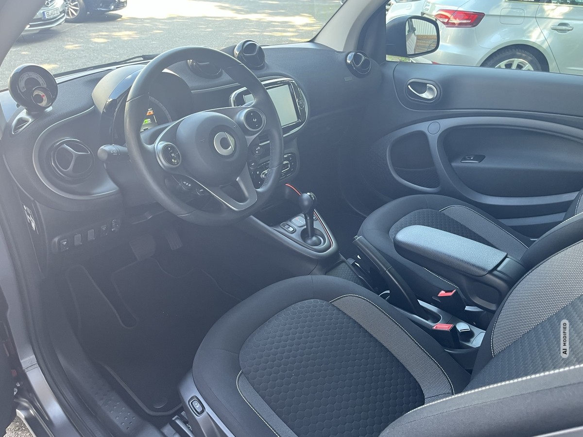 Smart ForTwo EQ cabrio*EXCLUSIVE*22kW*9TKM*CAM*MEDIA*ALLW*LED*SHZ*