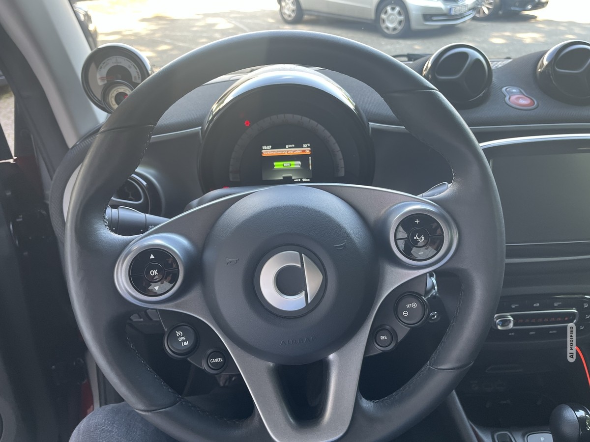 Smart ForTwo EQ cabrio*EXCLUSIVE*22kW*9TKM*CAM*MEDIA*ALLW*LED*SHZ*